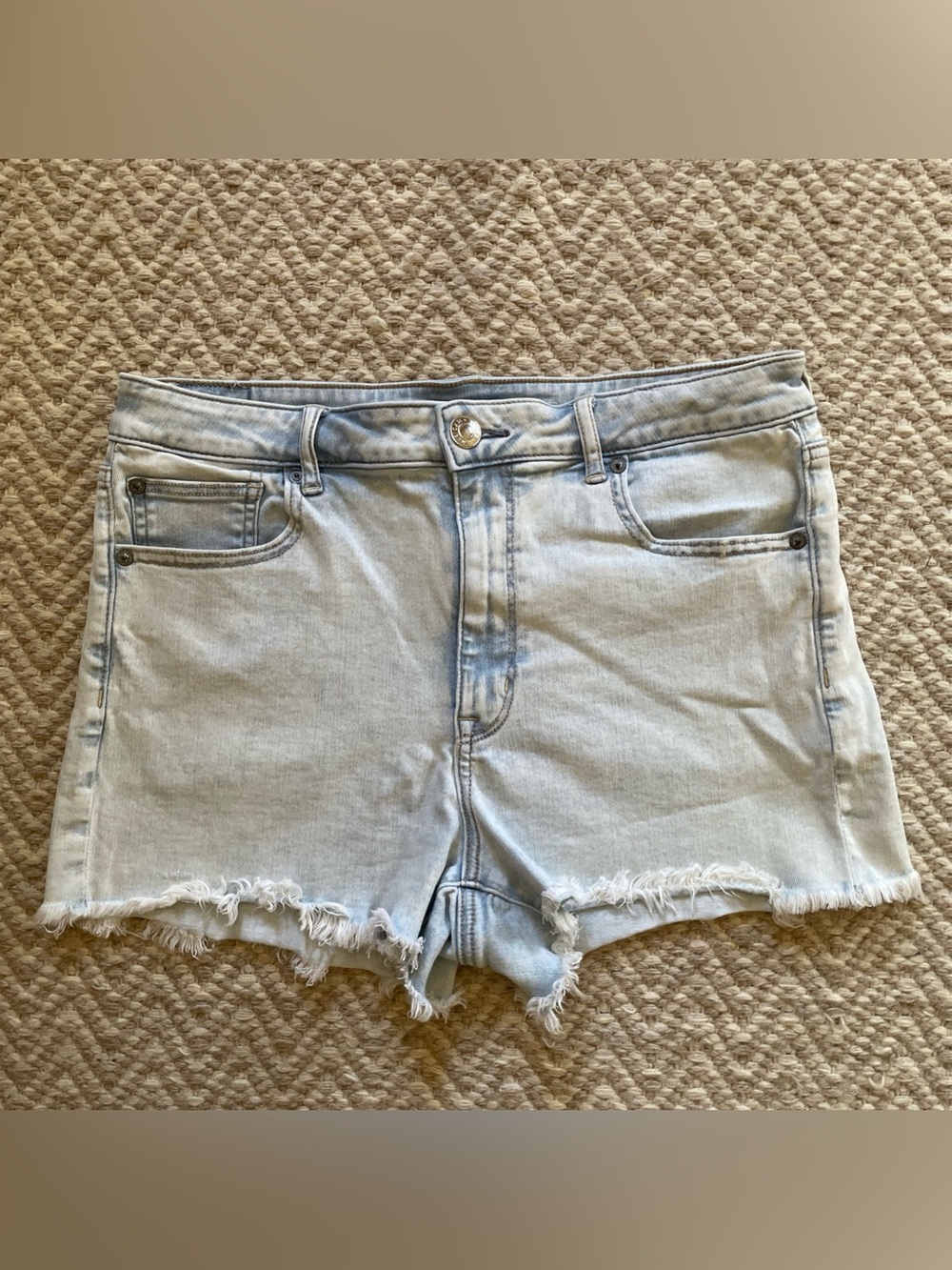 American Eagle Curvy Hi-Rise Shortie Jean Shorts Distressed Blue Denim Size 14